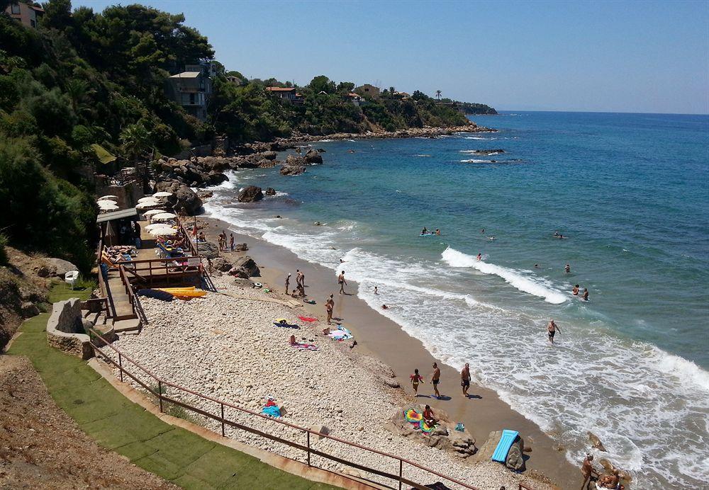 Calanica Resort تْشيفالو المظهر الخارجي الصورة