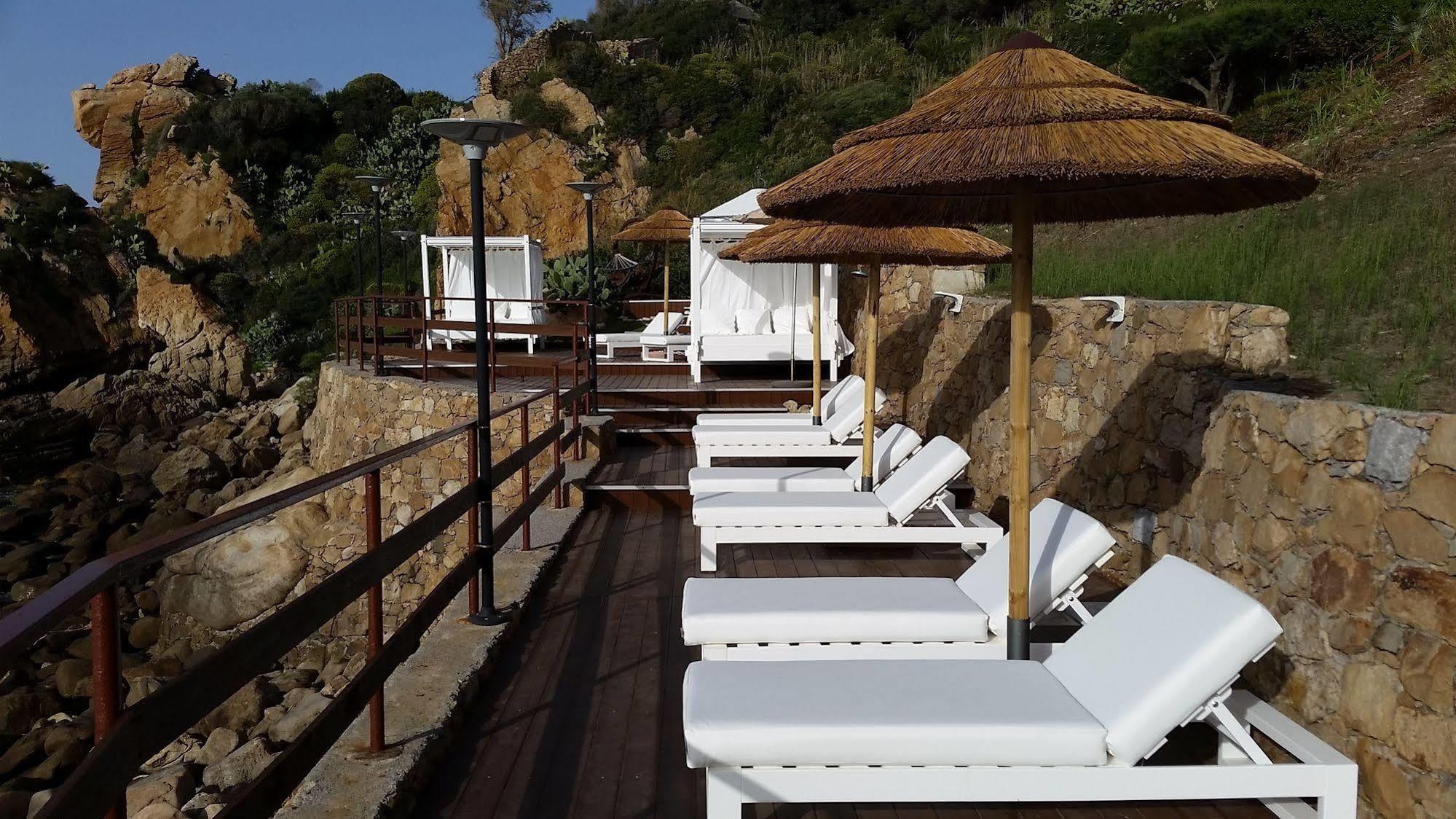 Calanica Resort تْشيفالو المظهر الخارجي الصورة